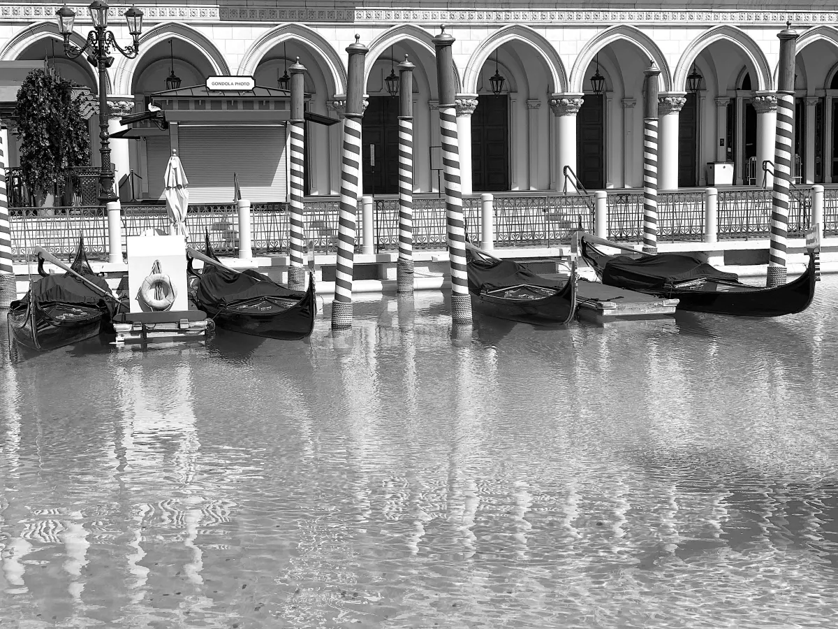 Venice Canals Deserted