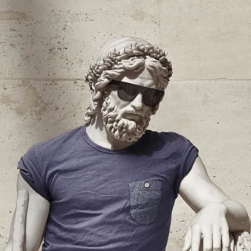 Leo Caillard