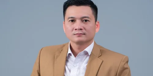 Dương Hồng Quân  CEO