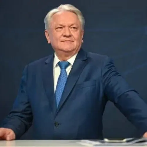 CEO  Trần Đình Long