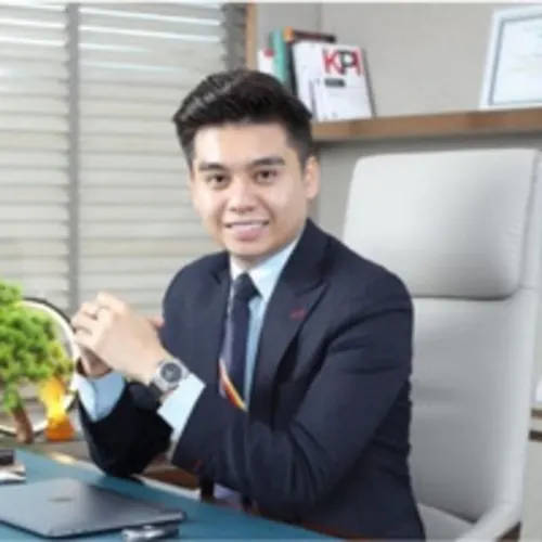 CEO  Tú Tiền Đạo