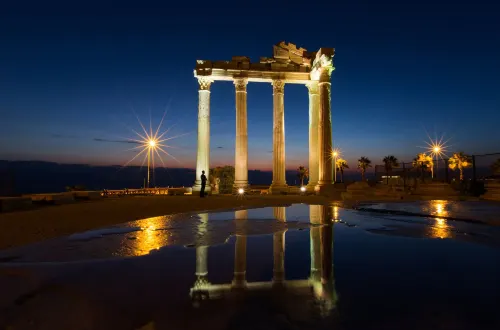Side Apollon Temple