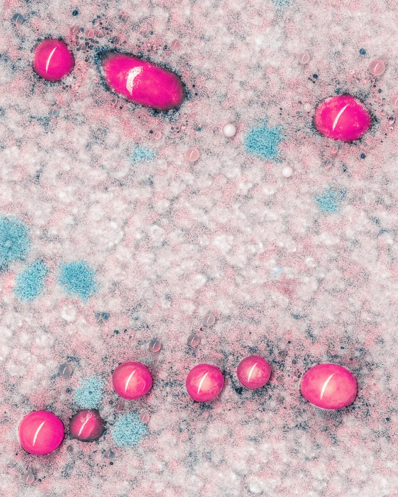 JEFF KOONS' BACTERIAL PINK BALLOONS!