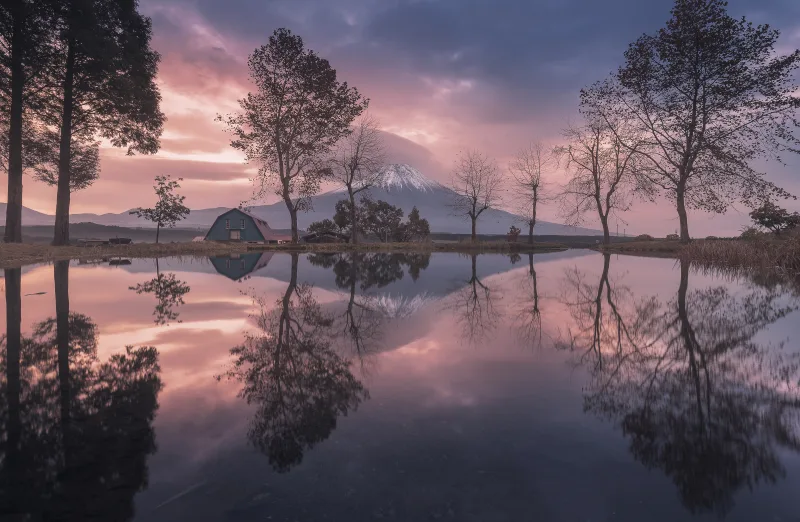 TWILIGHT REFLECTION (Iurie Belegurschi)