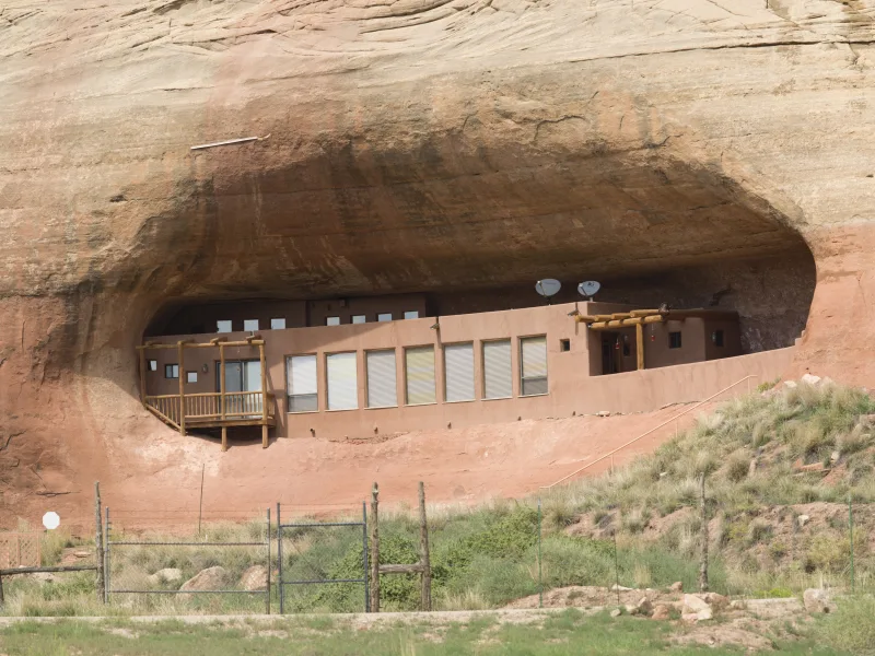Futurist Home, Montezuma Canyon by Orejarena & Stein #1/10
