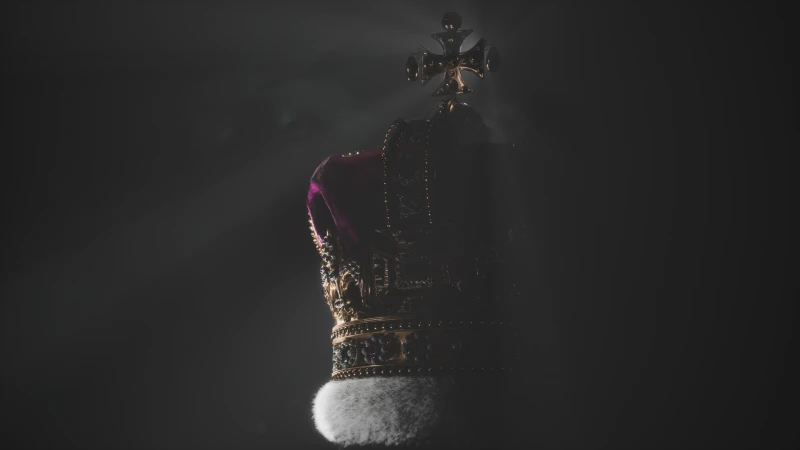 The Crown #402/444