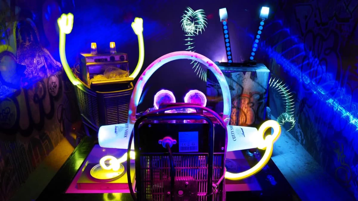 Lightpainting Robot Party II