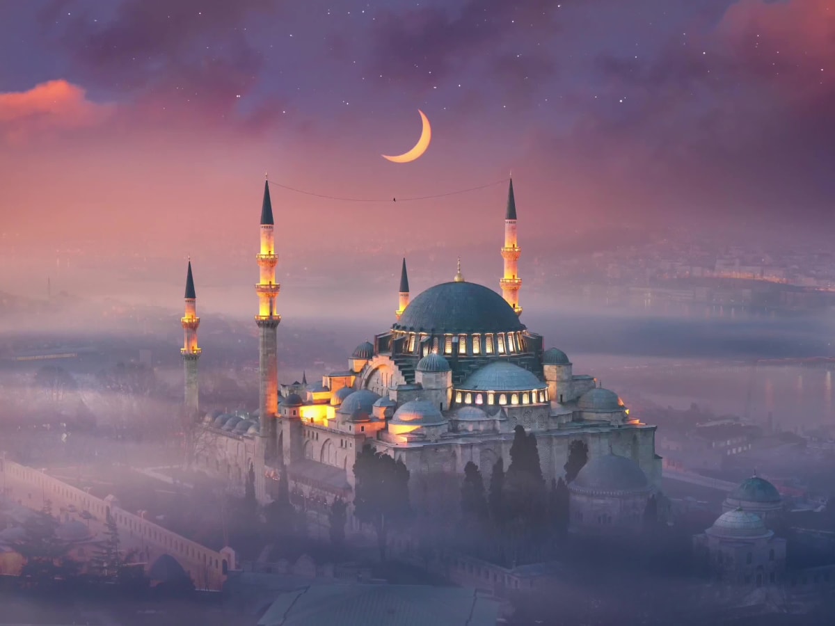 ILLUSIONS OF ISTANBUL by Nois7