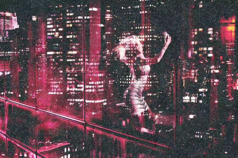 'SELFIE' DIAMOND DUST DIGITAL